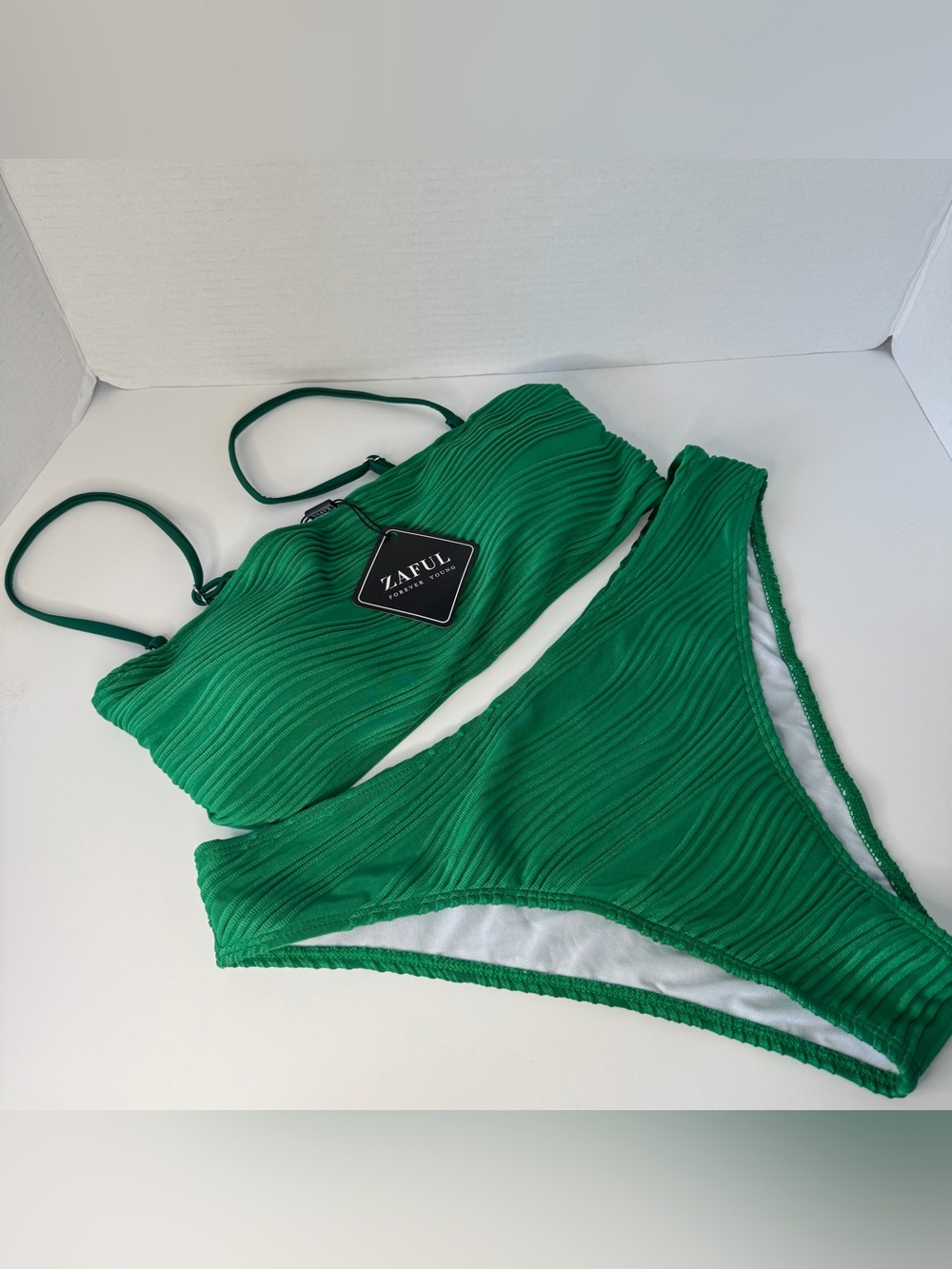NWT ZAFUL KELLY GREEN  SIZE L Textured Ribbed Bikini Set - Women's Swim 2 piece